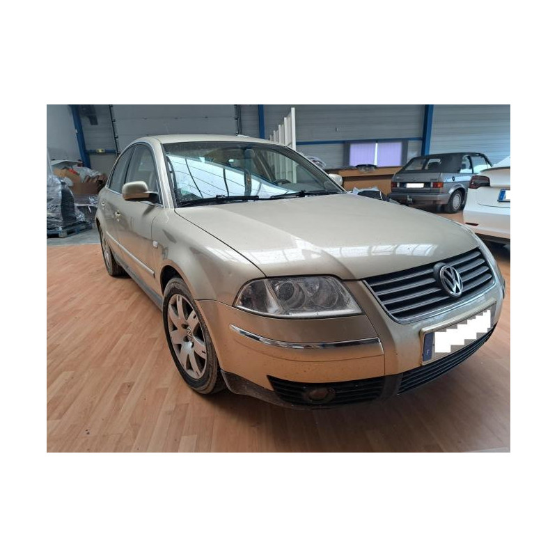 Cache moteur  VOLKSWAGEN PASSAT 4 PHASE 2 d’occasion