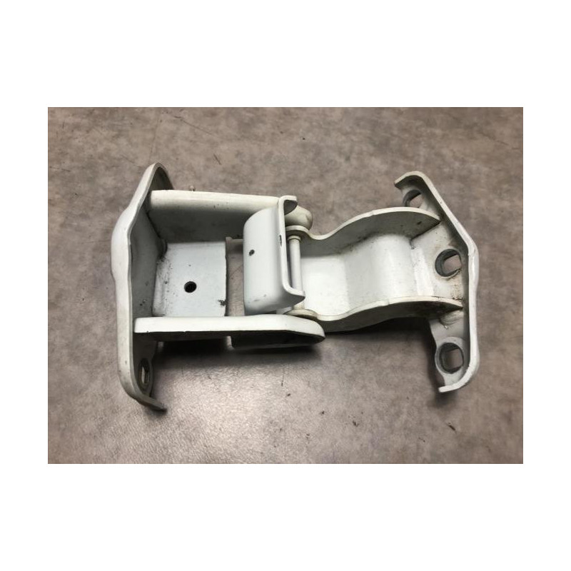 Charniere de porte de coffre gauche RENAULT TRAFIC 2 PHASE 2 d’occasion