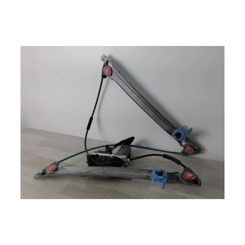 Mecanisme de leve vitre electrique avant gauche CITROEN C2 PHASE 1 d’occasion
