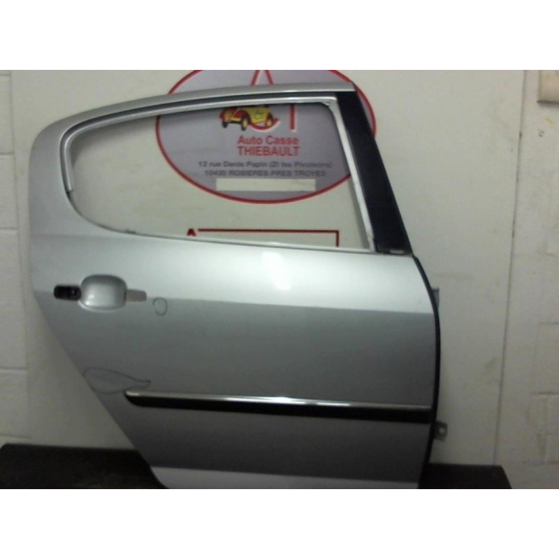 Porte arriere droit PEUGEOT 407 PHASE 1 d’occasion