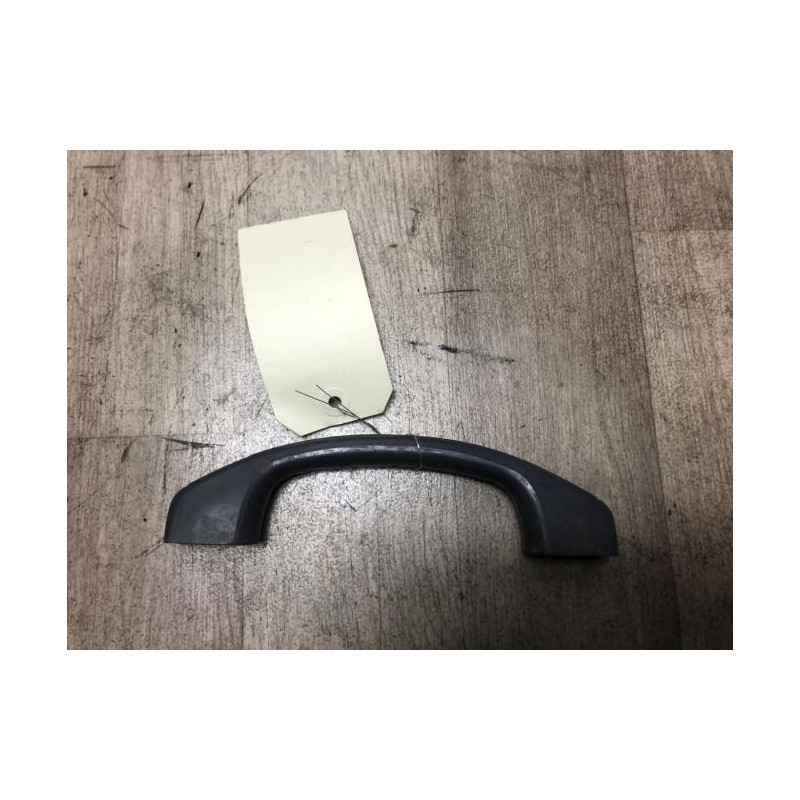Poignee porte coffre TOYOTA LAND CRUISER 3 J90 PHASE 2 d’occasion