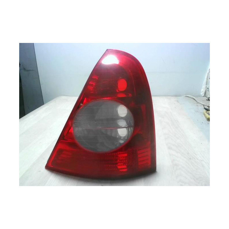 Feu arriere principal droit (feux) RENAULT CLIO 2 PHASE 2 d’occasion