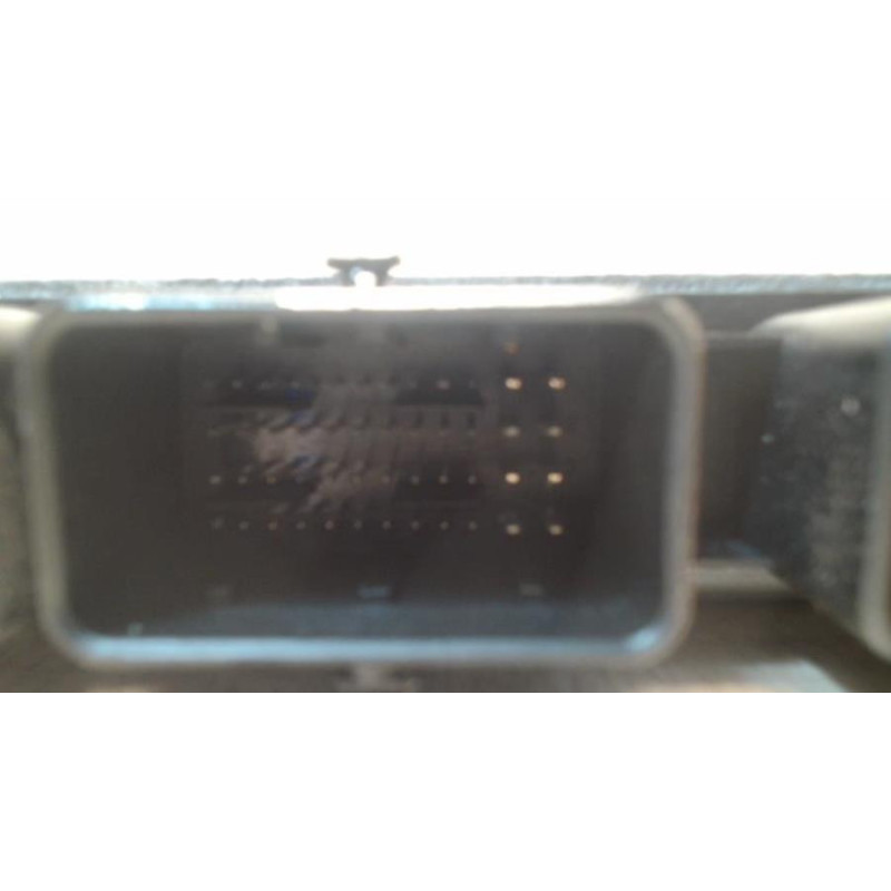 Calculateur moteur DACIA SANDERO 1 d’occasion