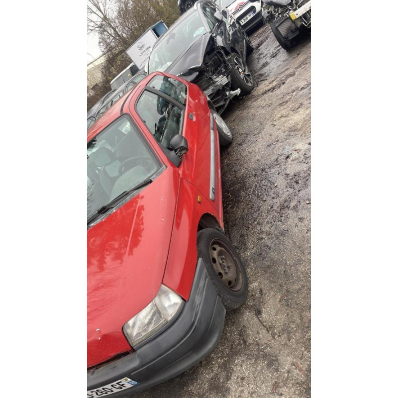 Platine feu arriere droit RENAULT CLIO 1 PHASE 2 d’occasion