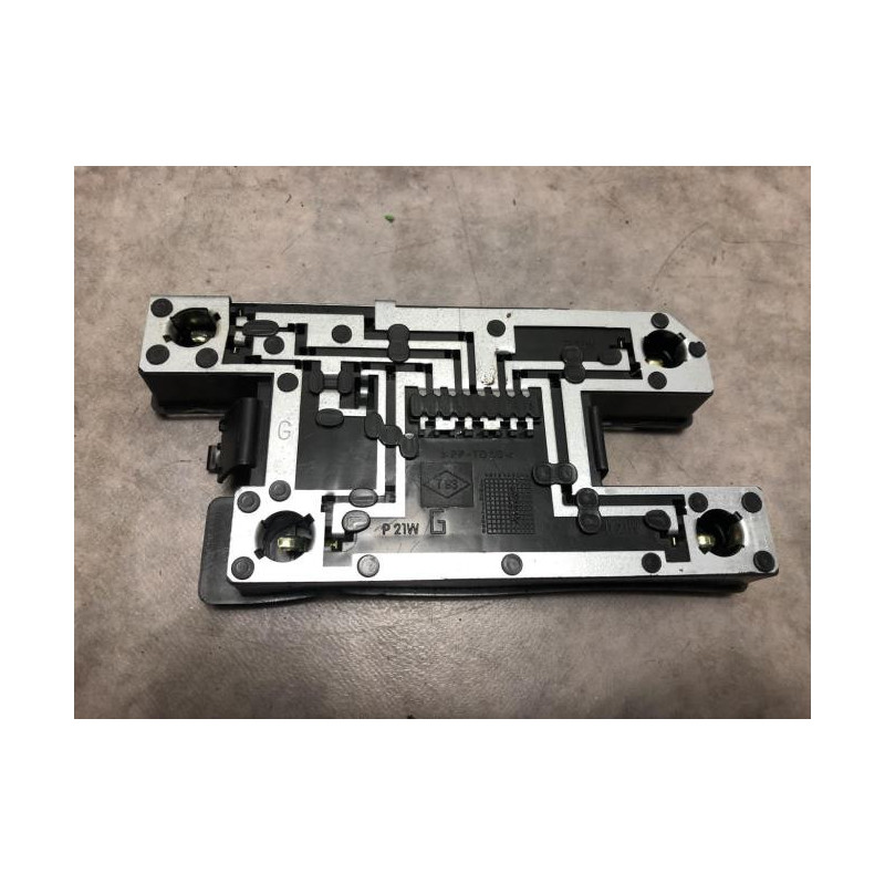 Platine feu arriere gauche RENAULT CLIO 1 PHASE 2 d’occasion