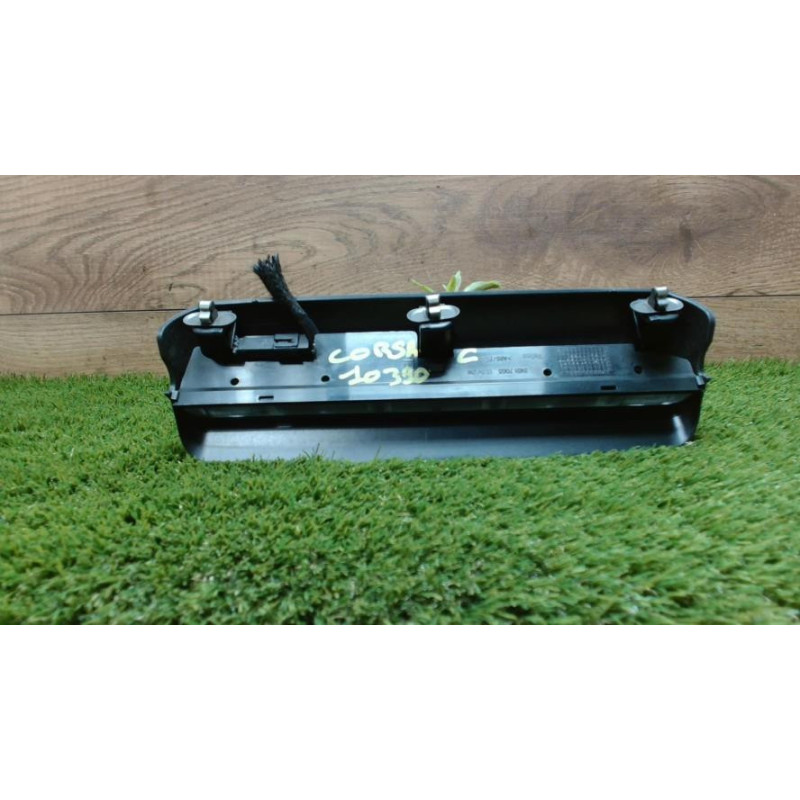 Feu arriere stop central OPEL CORSA C PHASE 2 d’occasion