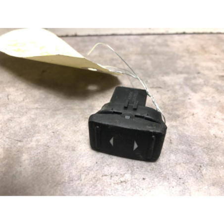 Interrupteur de leve vitre arriere droit FORD C-MAX 1 PHASE 2 d’occasion