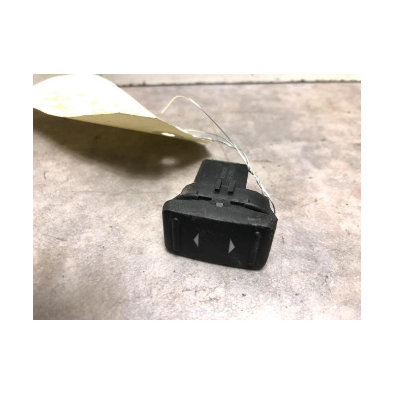 Interrupteur de leve vitre arriere droit FORD C-MAX 1 PHASE 2 d’occasion