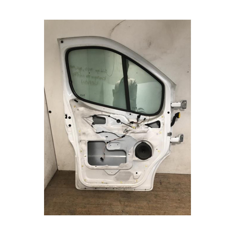 Porte avant gauche RENAULT TRAFIC 2 PHASE 2 d’occasion