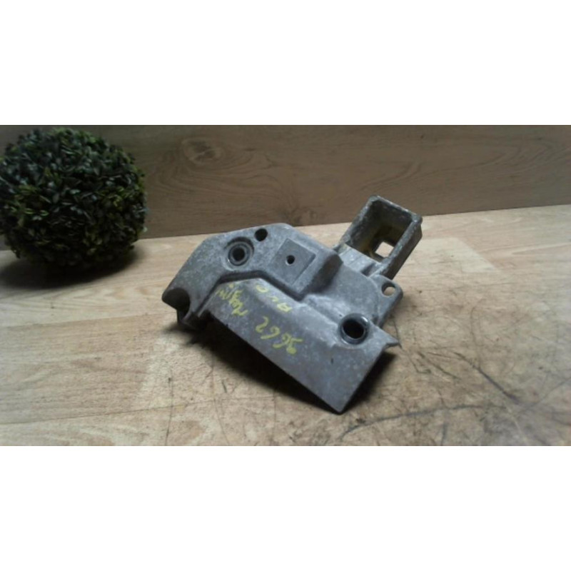 Support moteur droit RENAULT MEGANE 1 PHASE 2 d’occasion
