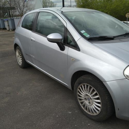 Feu arriere principal droit (feux) FIAT GRANDE PUNTO d’occasion