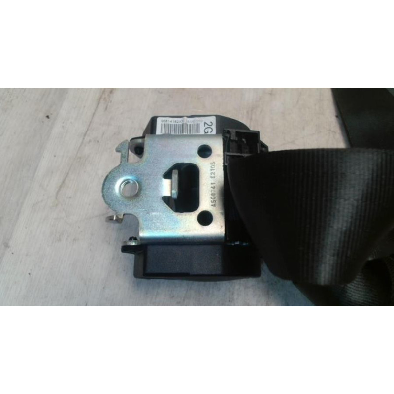 Ceinture arriere gauche PEUGEOT 308 1 SW PHASE 1 BREAK d’occasion
