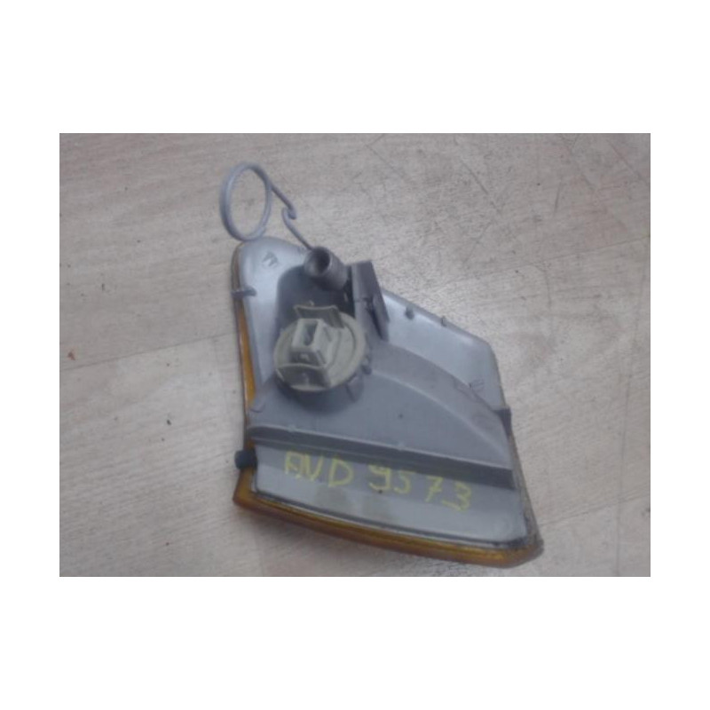 Optique avant secondaire droit (feux)(clignotant) FORD FIESTA 3 PHASE 1 d’occasion