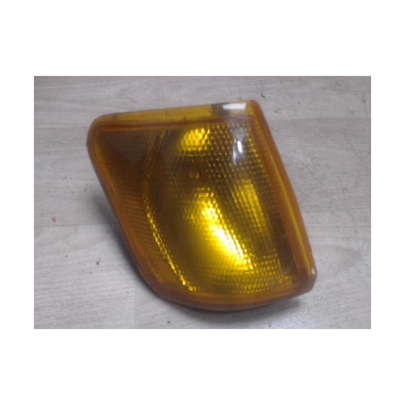 Optique avant secondaire droit (feux)(clignotant) FORD FIESTA 3 PHASE 1 d’occasion