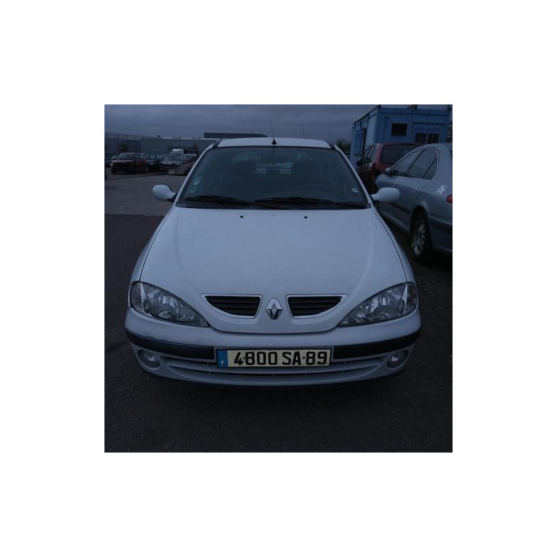 Feu arriere principal gauche (feux) RENAULT MEGANE 1 PHASE 2 d’occasion