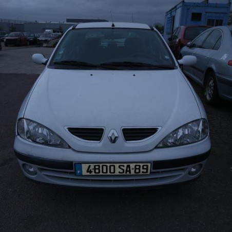 Feu arriere principal gauche (feux) RENAULT MEGANE 1 PHASE 2 d’occasion