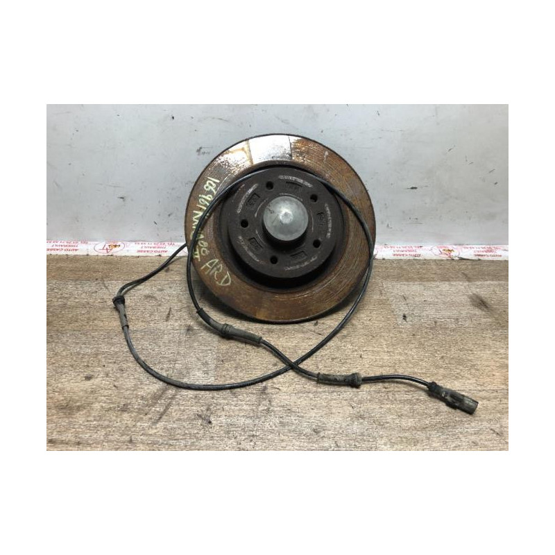 Fusee arriere droit RENAULT KANGOO 2 PHASE 1 d’occasion
