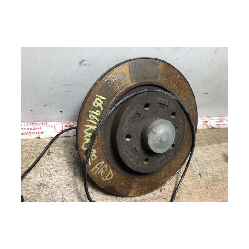 Fusee arriere droit RENAULT KANGOO 2 PHASE 1 d’occasion