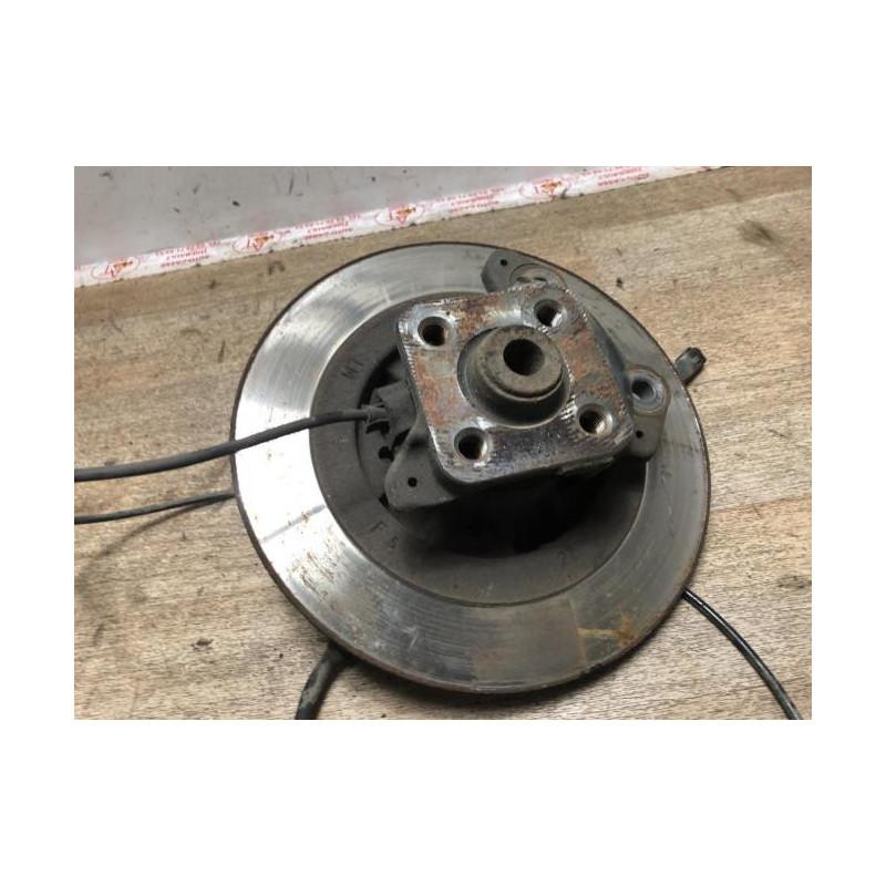 Fusee arriere droit RENAULT KANGOO 2 PHASE 1 d’occasion