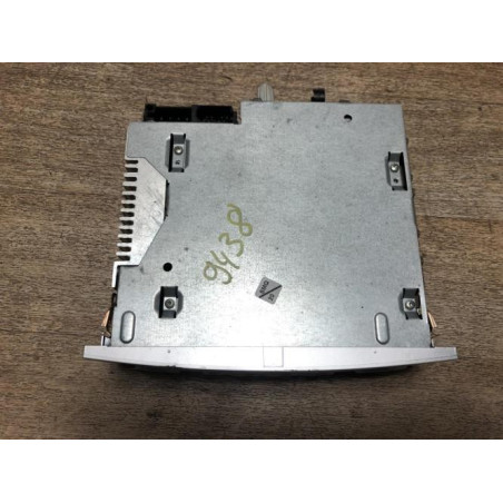 Autoradio d'origine RENAULT  d’occasion