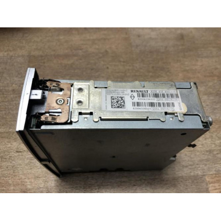 Autoradio d'origine RENAULT  d’occasion