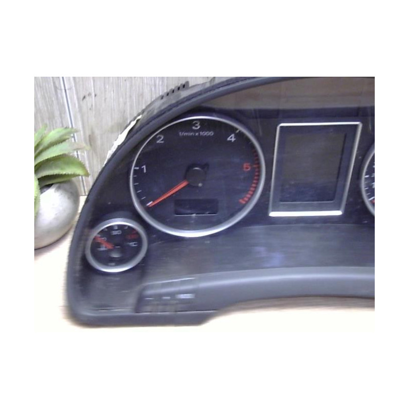 Compteur AUDI A4 2 AVANT PHASE 2 BREAK d’occasion