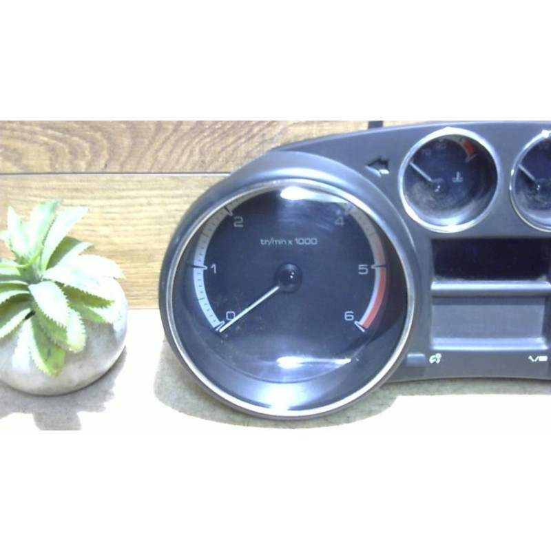 Compteur PEUGEOT 308 1 PHASE 1 d’occasion