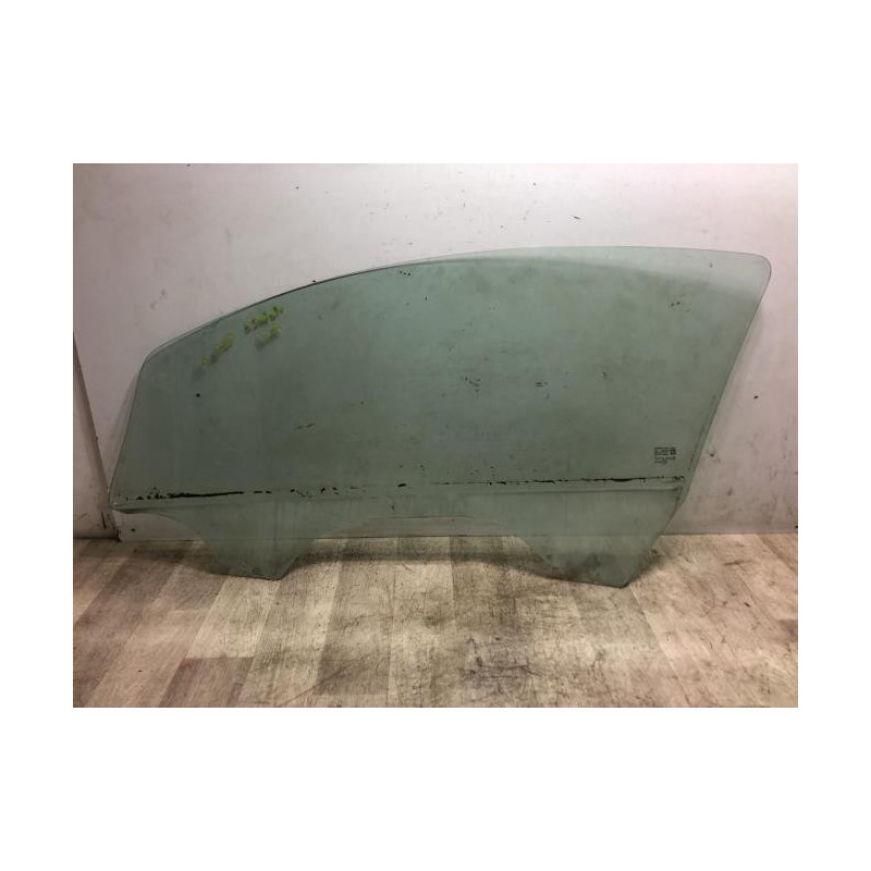 Vitre avant droit OPEL CORSA D PHASE 2 d’occasion
