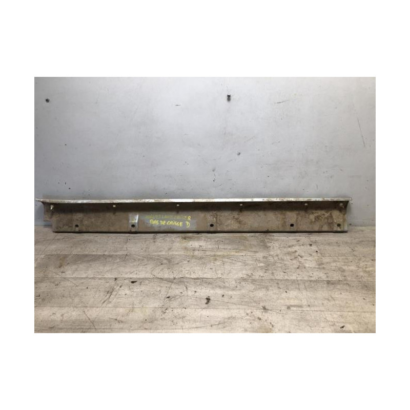 Bas de caisse droit TOYOTA LAND CRUISER 3 J90 PHASE 2 d’occasion