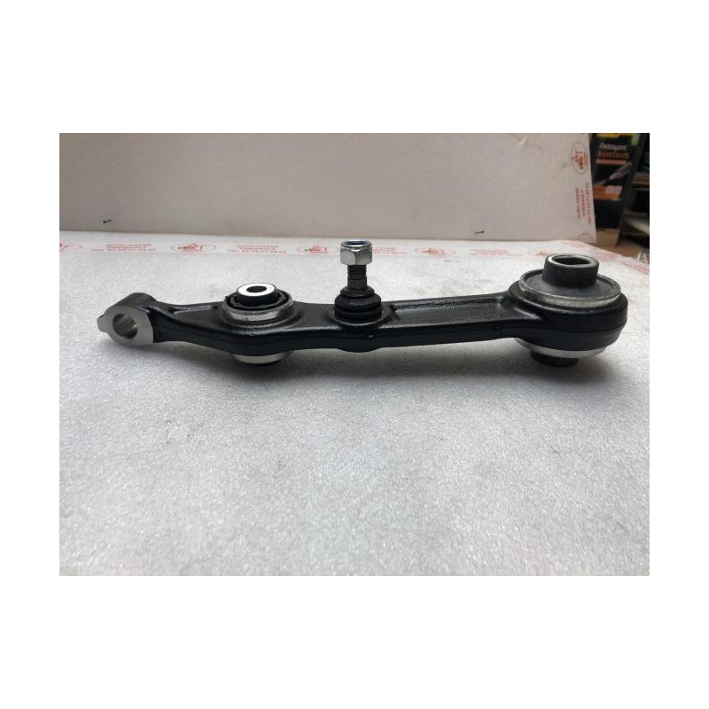 Bras de suspension superieur avant gauche MERCEDES CLASSE CLS 219 PHASE 1 d’occasion