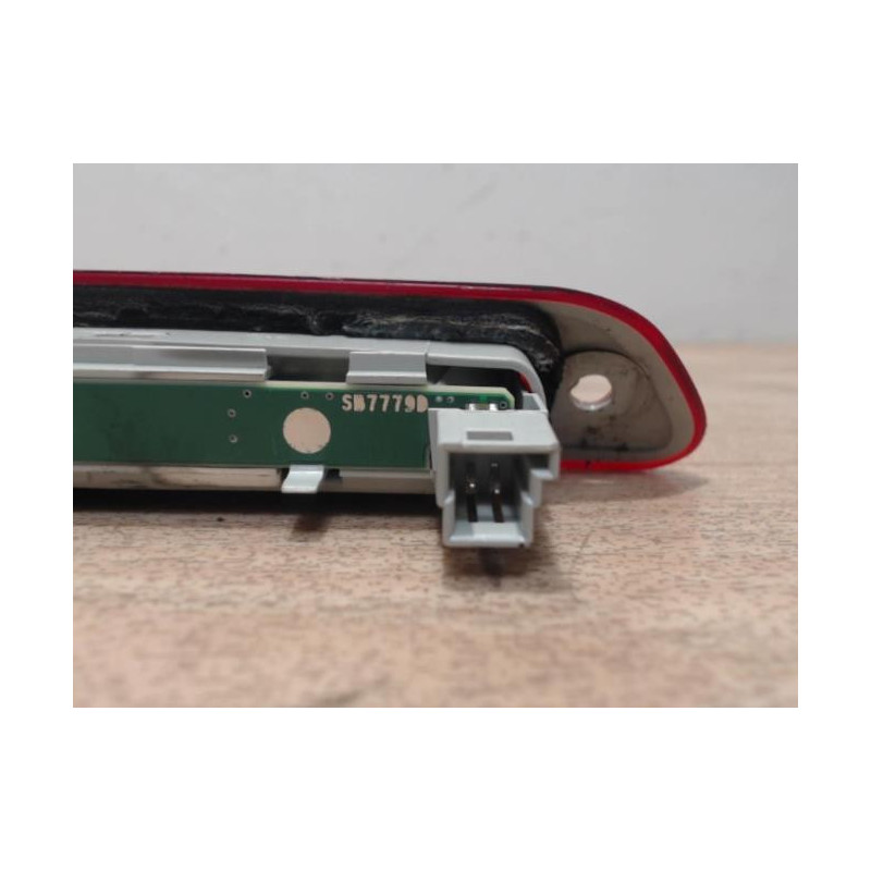 Feu arriere stop central CITROEN C8 d’occasion