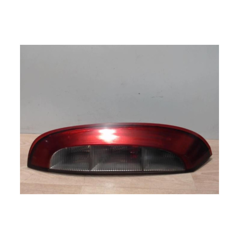 Feu arriere principal gauche (feux) OPEL CORSA C PHASE 1 d’occasion