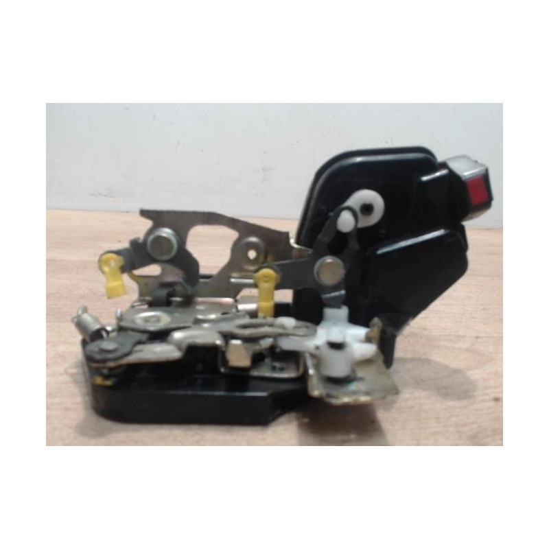 Serrure avant droit HYUNDAI MATRIX PHASE 1 d’occasion