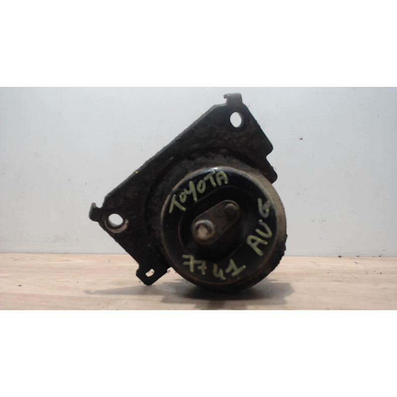 Support moteur TOYOTA LAND CRUISER 4 J120 d’occasion
