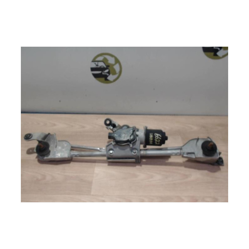 Moteur essuie glace avant NISSAN  d’occasion
