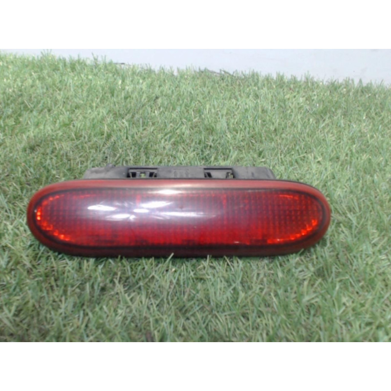Feu arriere stop central RENAULT CLIO 1 PHASE 3 d’occasion
