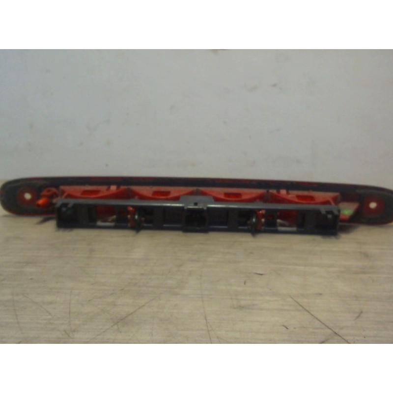 Feu arriere stop central PEUGEOT 107 PHASE 1 d’occasion