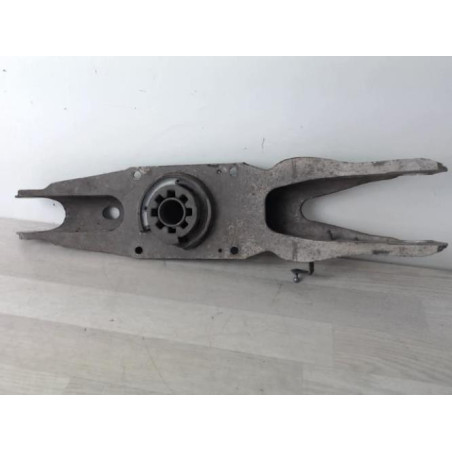 Triangle superieur arriere droit MERCEDES CLASSE A 177 d’occasion