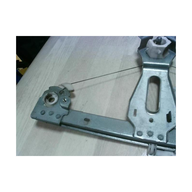 Leve vitre mecanique avant droit CITROEN C1 1 PHASE 1 d’occasion