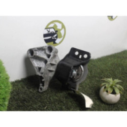 Support moteur DACIA SANDERO 1 d’occasion
