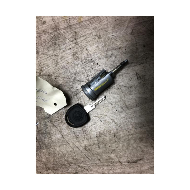 Barillet porte avant gauche OPEL  d’occasion