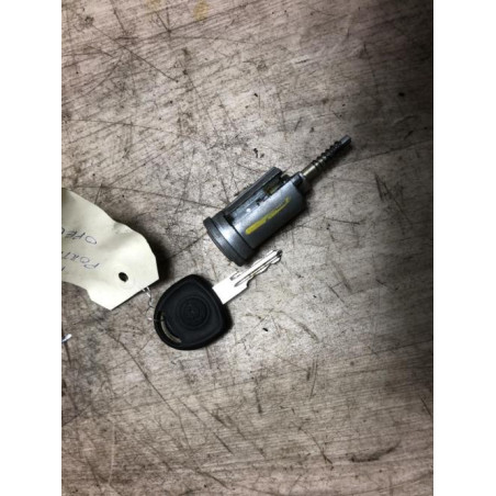 Barillet porte avant gauche OPEL  d’occasion