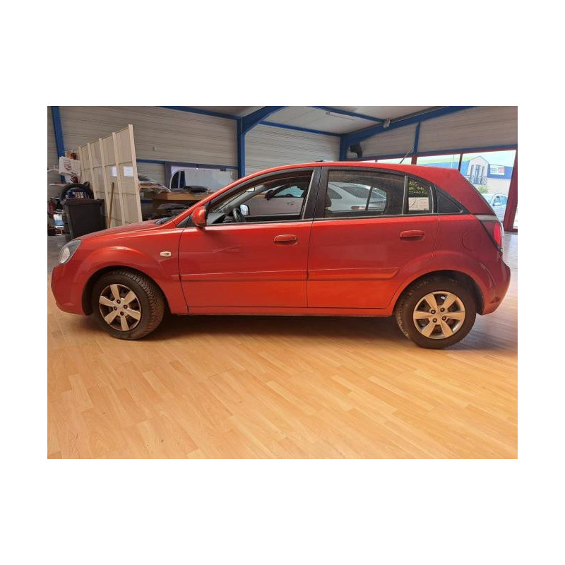 Feu arriere principal droit (feux) KIA RIO 2 PHASE 1 d’occasion