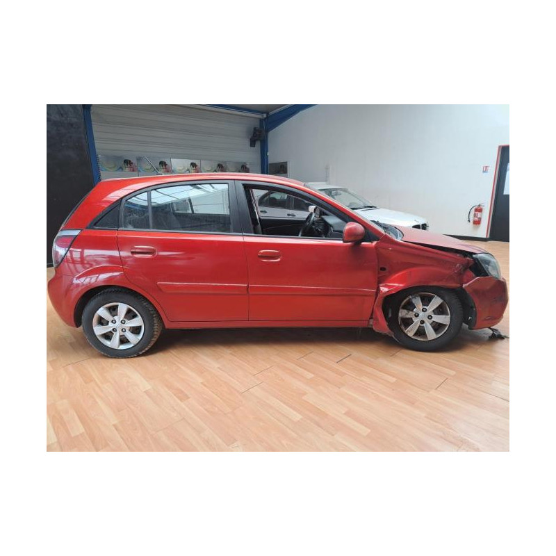 Feu arriere principal droit (feux) KIA RIO 2 PHASE 1 d’occasion
