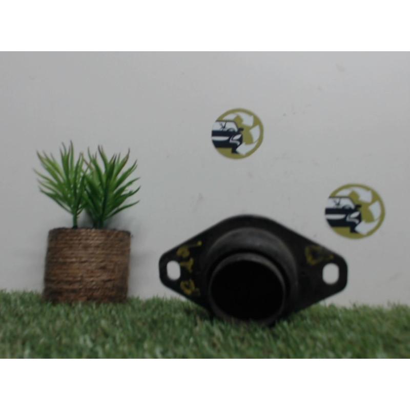 Support moteur RENAULT  d’occasion