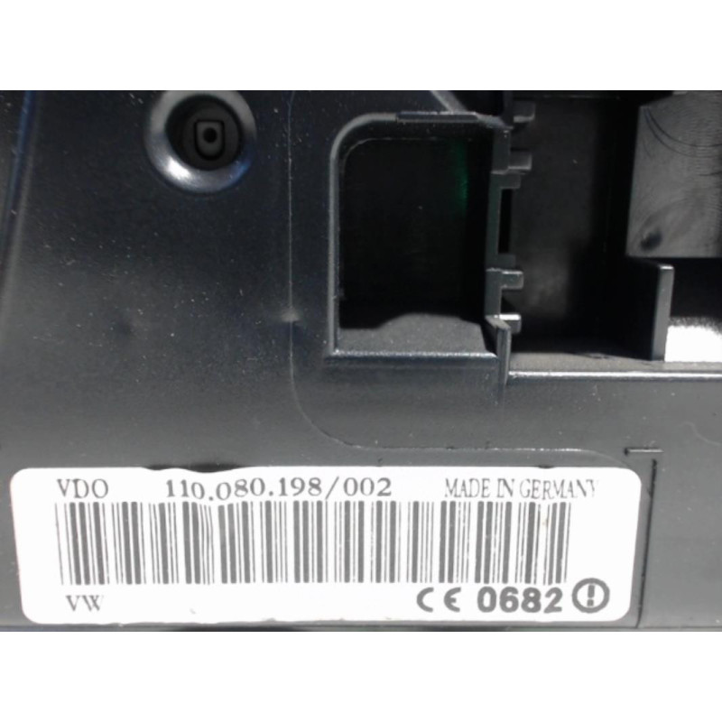 Compteur VOLKSWAGEN PASSAT 4 PHASE 2 d’occasion