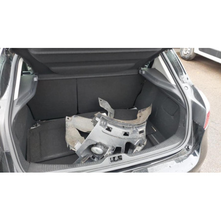 Ecrous RENAULT MEGANE 3 PHASE 1 d’occasion