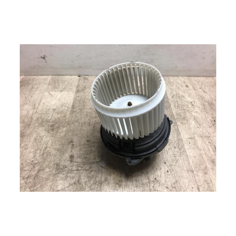 Ventilateur chauffage RENAULT CLIO 5 d’occasion