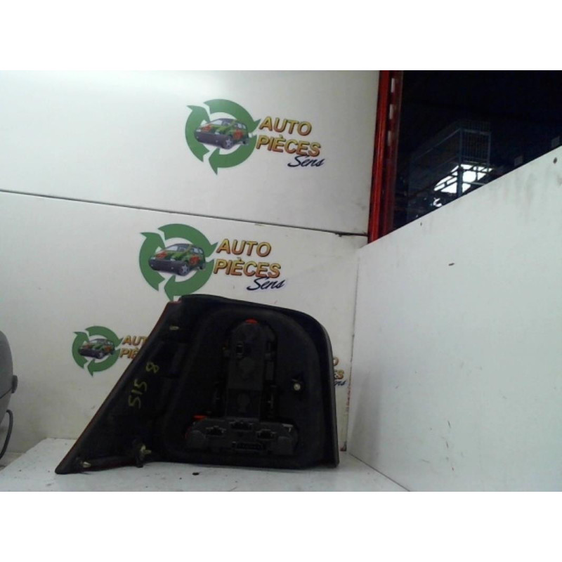 Feu arriere principal droit (feux) VOLKSWAGEN GOLF 4 d’occasion