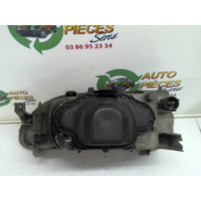 Optique avant principal droit (feux)(phare) RENAULT R19 PHASE 1 d’occasion
